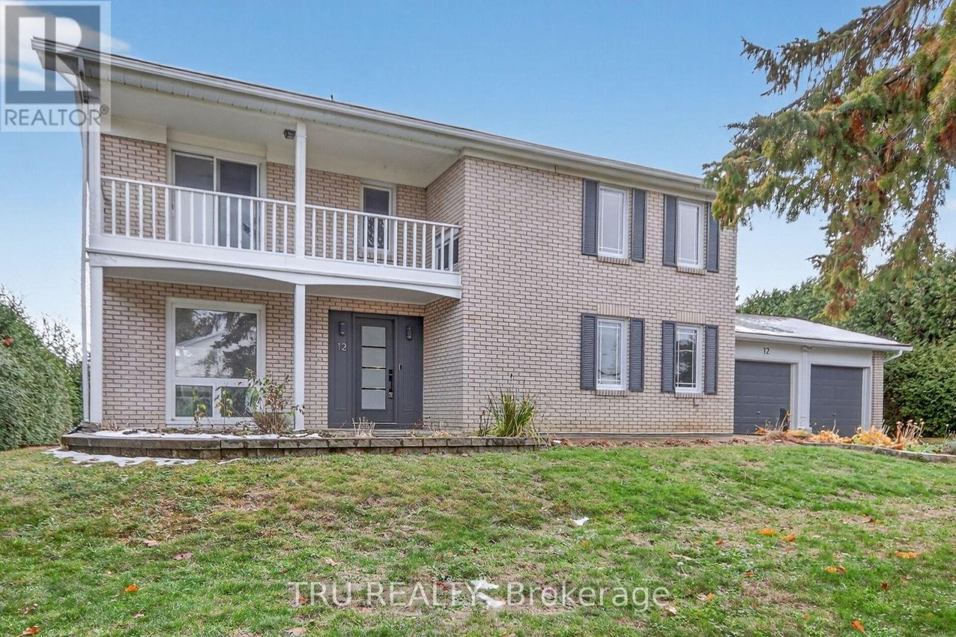 12 APACHE CRESCENT - Photo 2