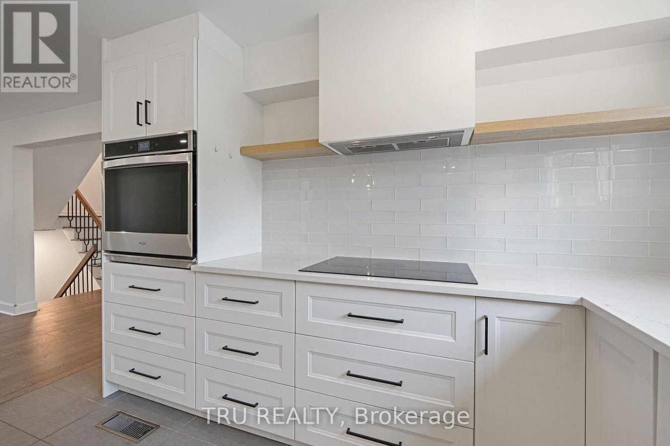 12 APACHE CRESCENT - Photo 12