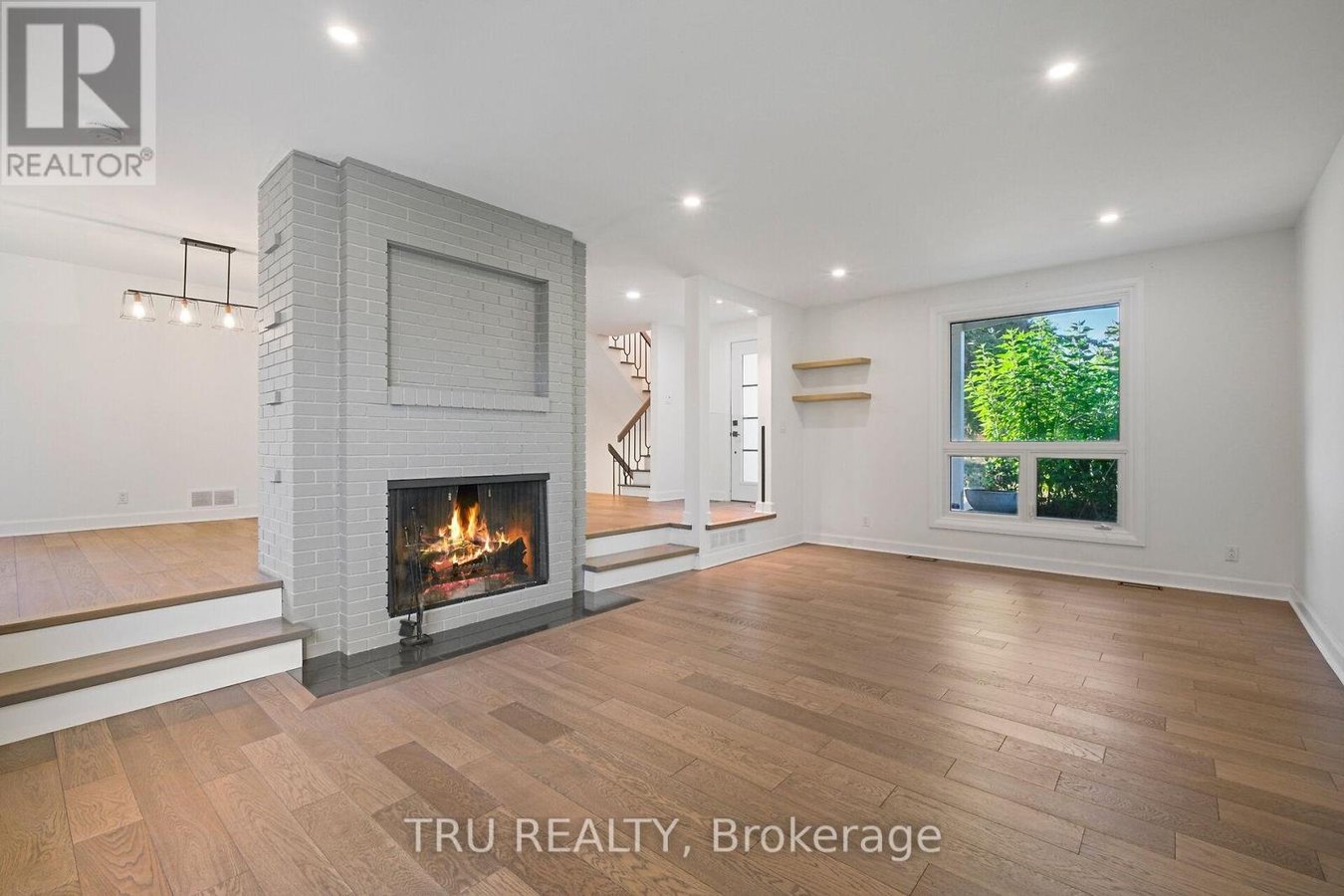 12 APACHE CRESCENT - Photo 23