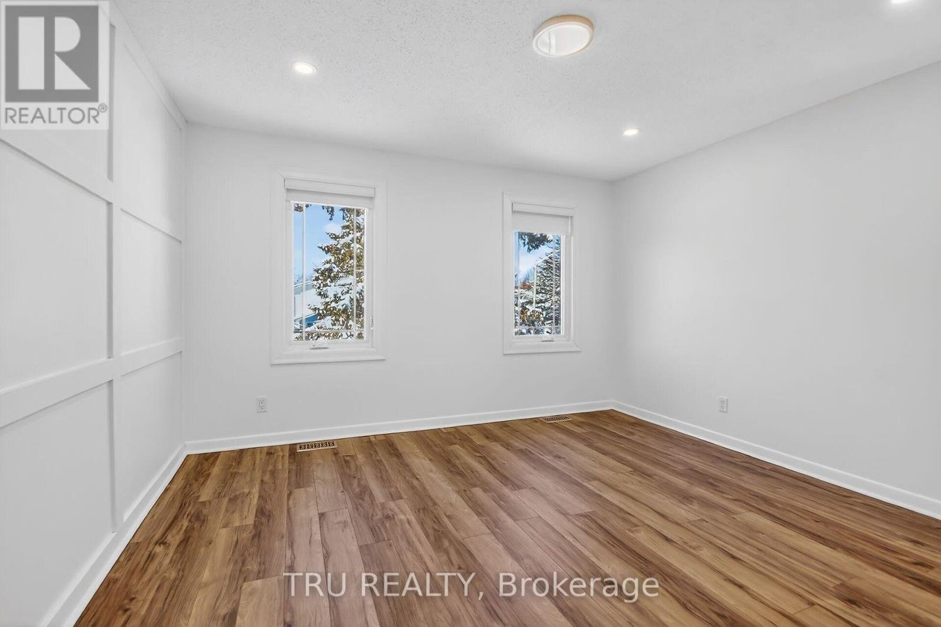 12 APACHE CRESCENT - Photo 33