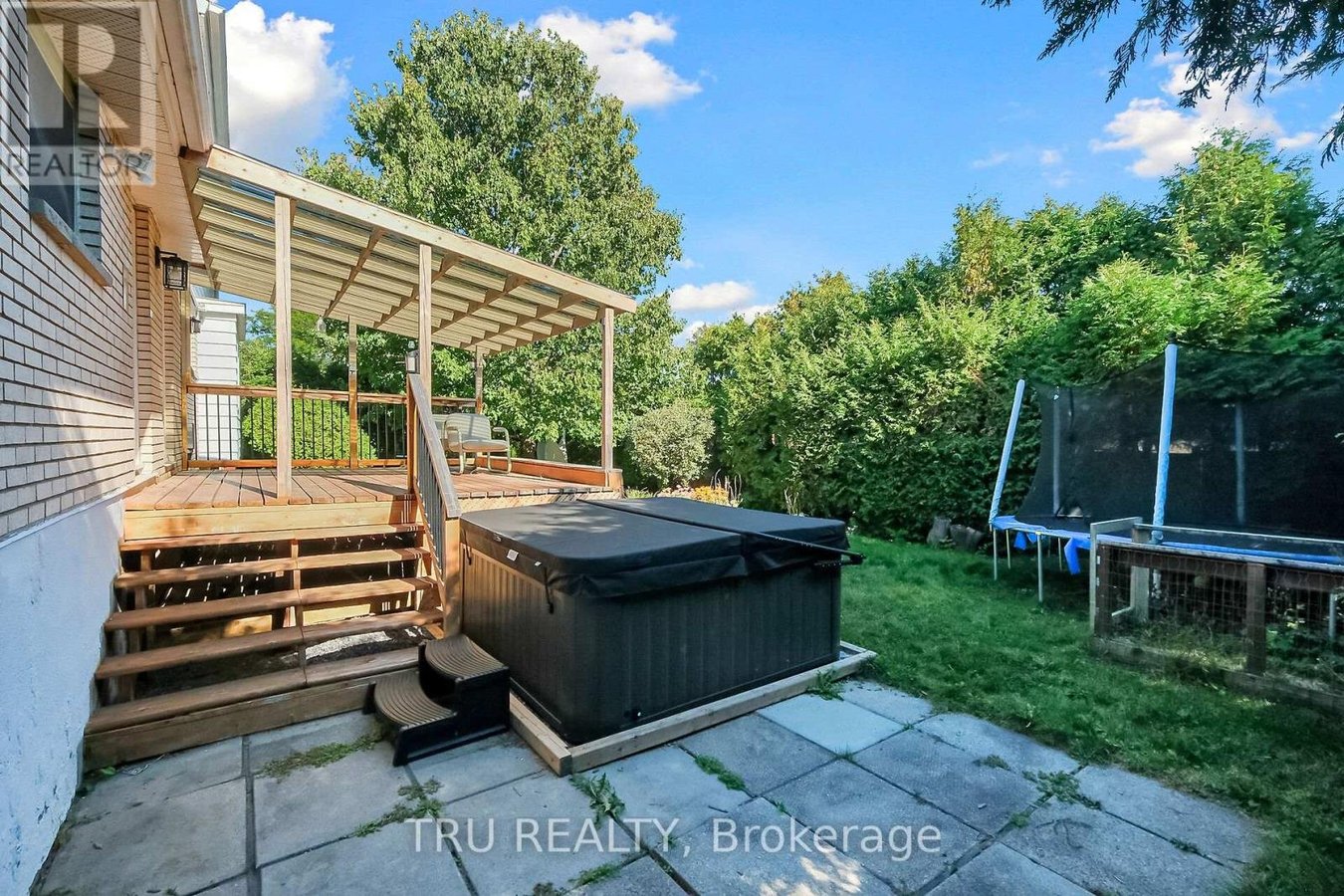 12 APACHE CRESCENT - Photo 43