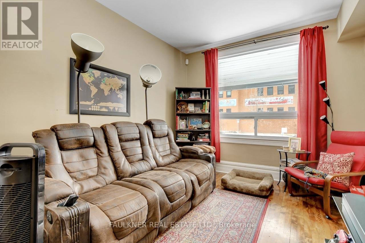 37 ARLINGTON AVENUE - Photo 5