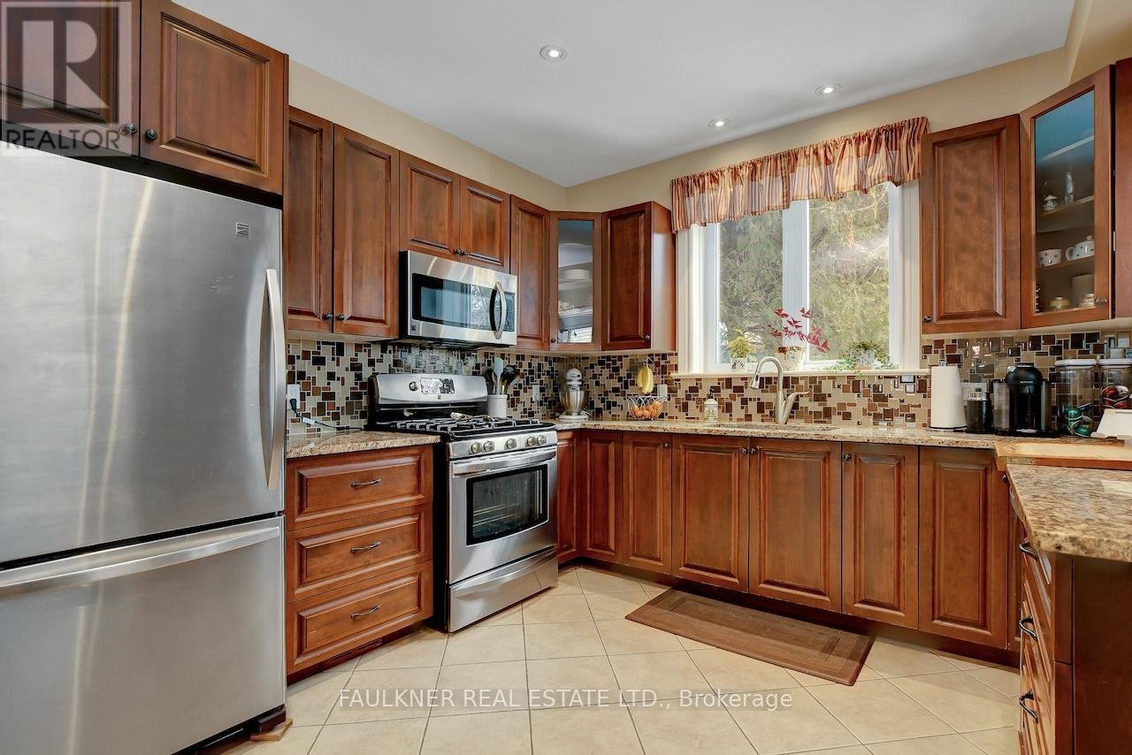 37 ARLINGTON AVENUE - Photo 12