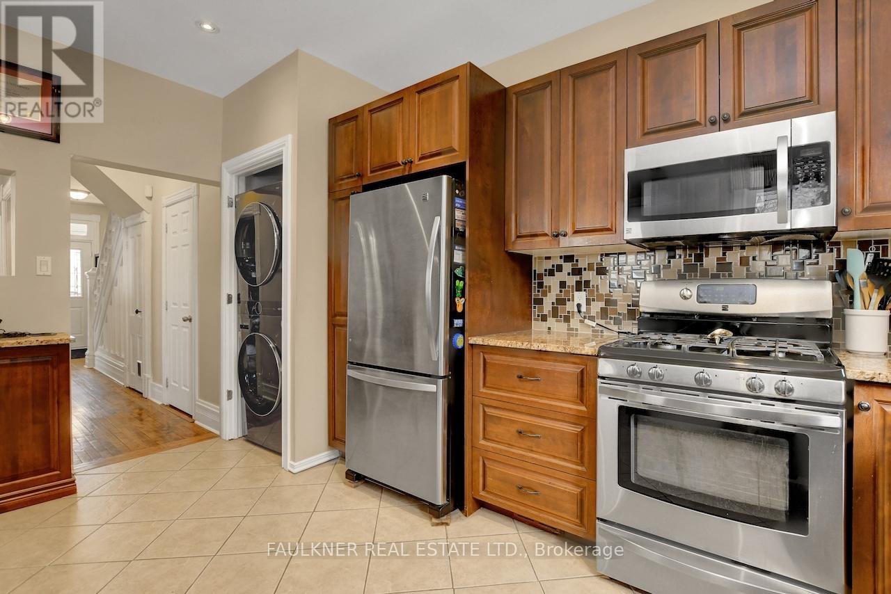 37 ARLINGTON AVENUE - Photo 13