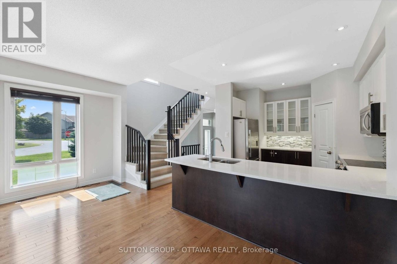 248 KEYROCK DRIVE - Photo 6