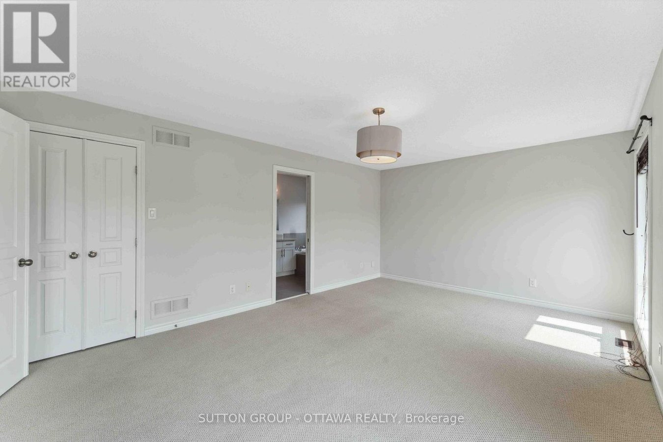248 KEYROCK DRIVE - Photo 13