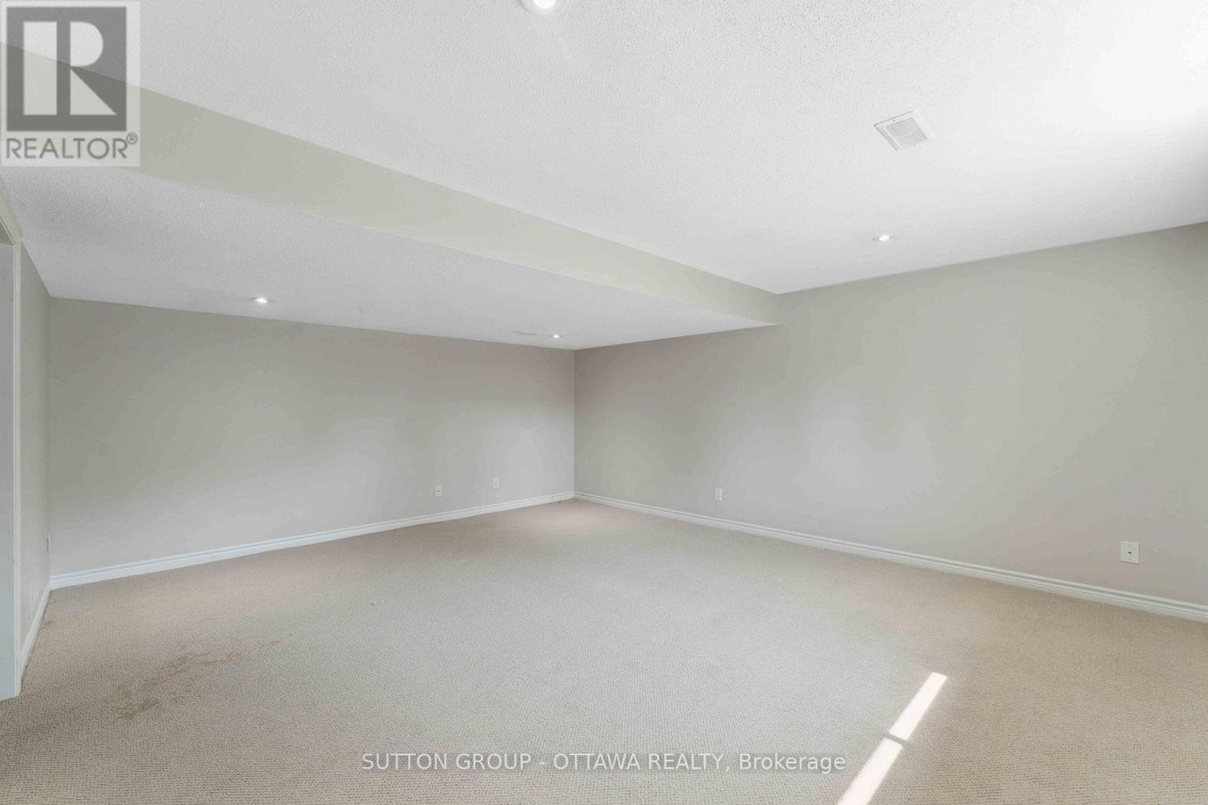248 KEYROCK DRIVE - Photo 25