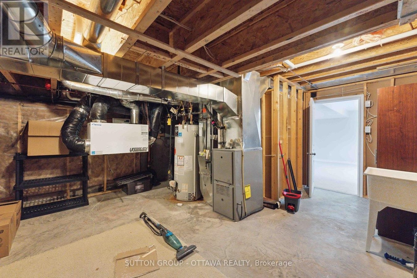 248 KEYROCK DRIVE - Photo 28