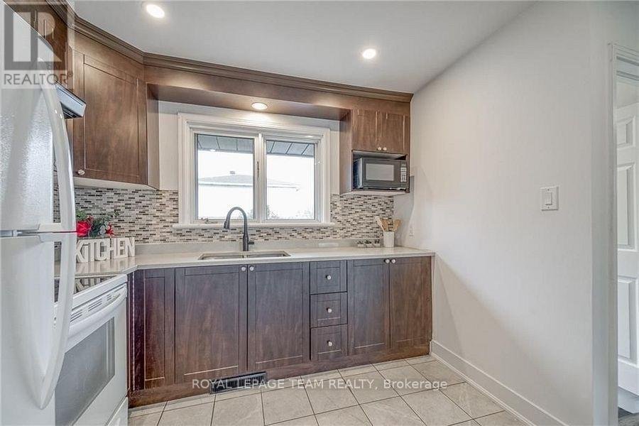 41 FIELDROW STREET - Photo 10