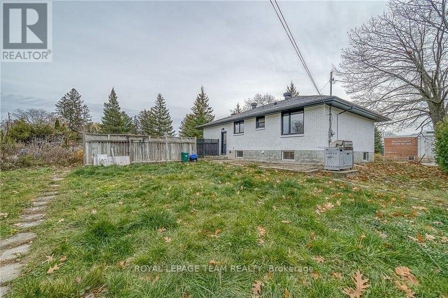 41 FIELDROW STREET - Photo 24