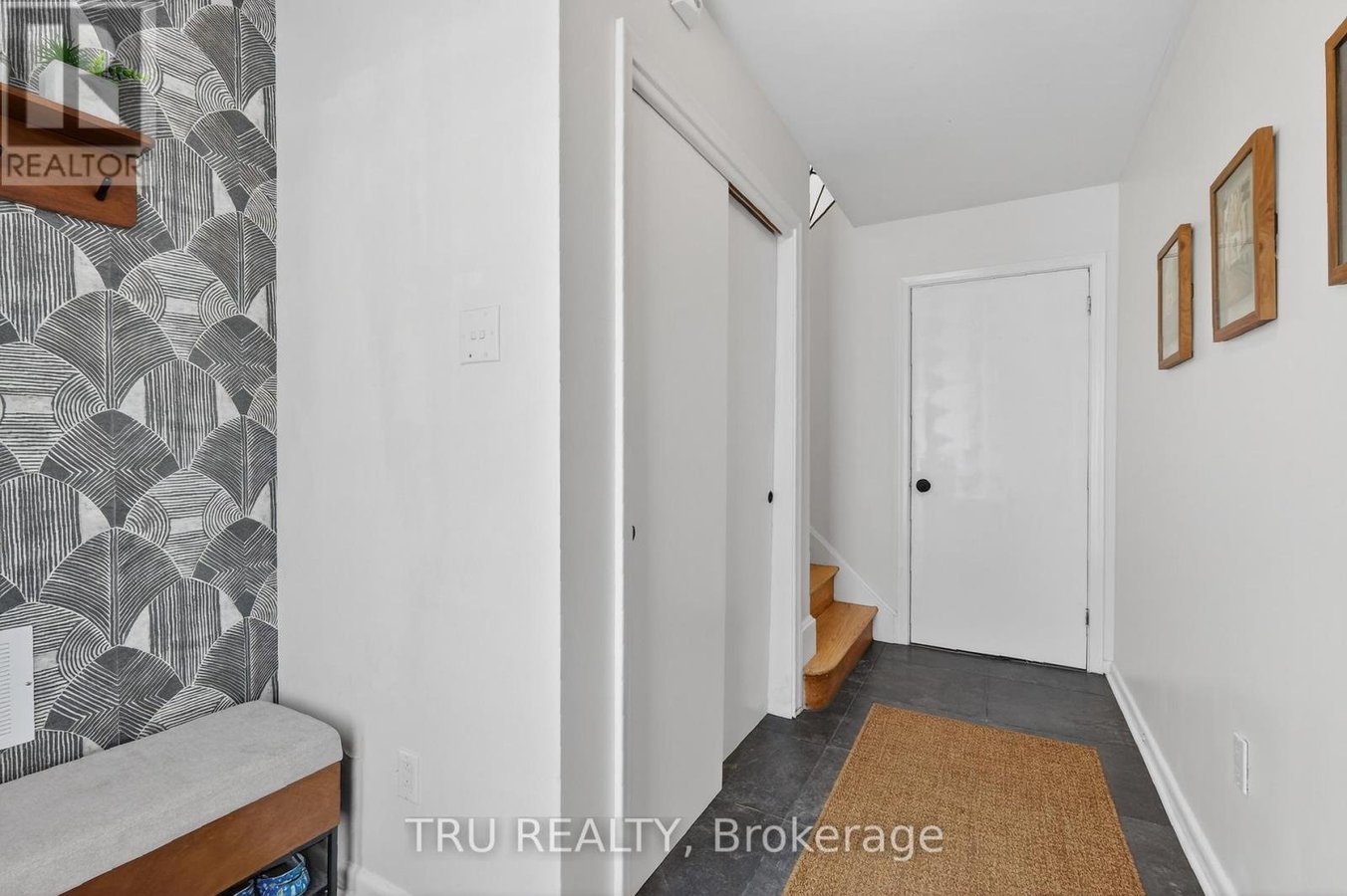 A - 2443 SUDBURY AVENUE - Photo 4