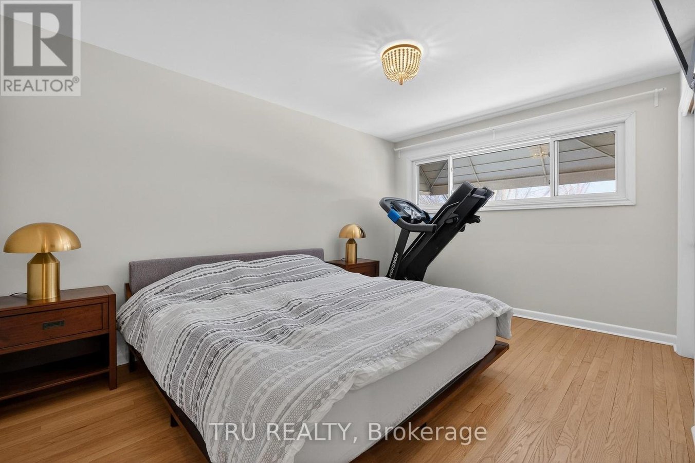 A - 2443 SUDBURY AVENUE - Photo 20