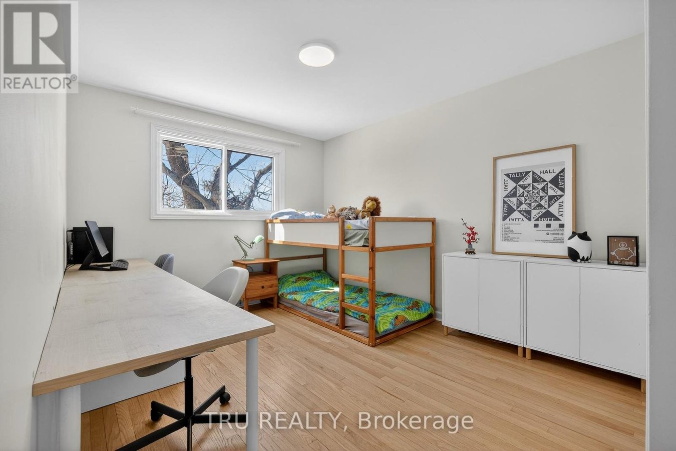 A - 2443 SUDBURY AVENUE - Photo 23