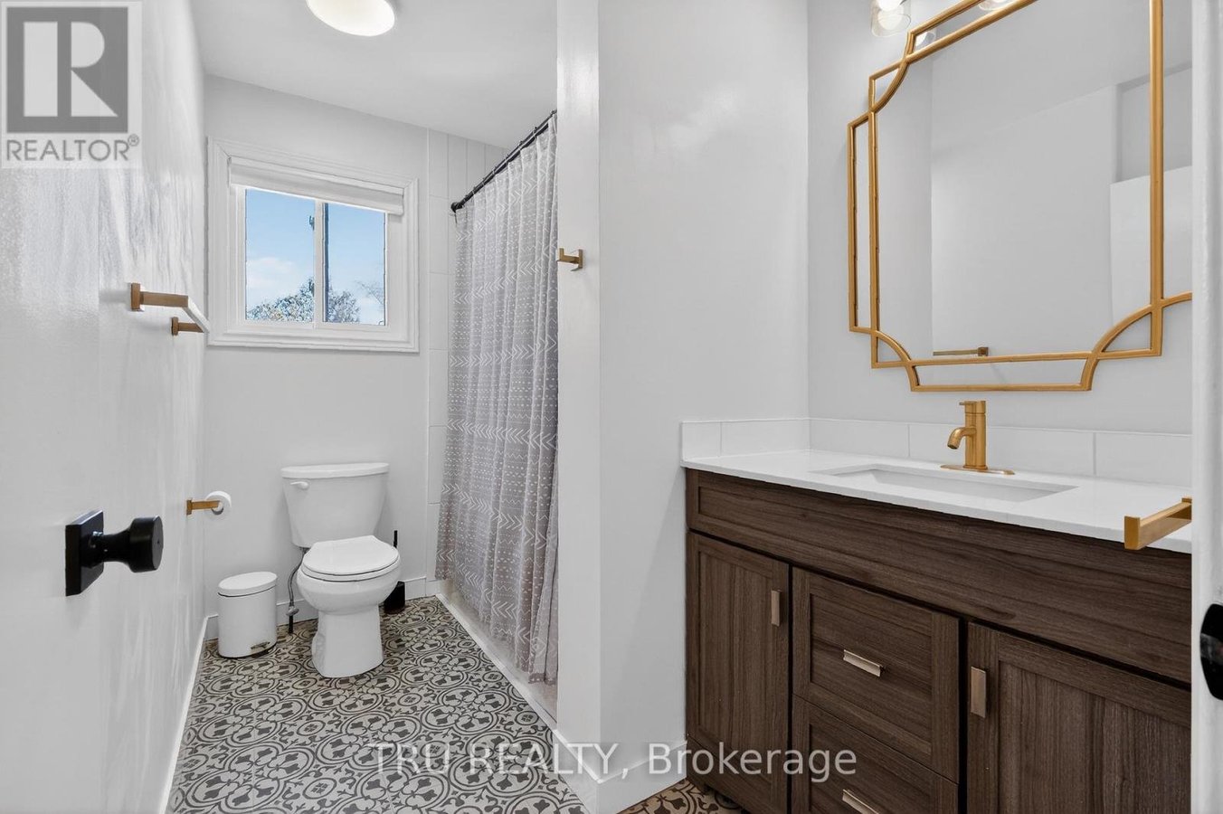 A - 2443 SUDBURY AVENUE - Photo 29