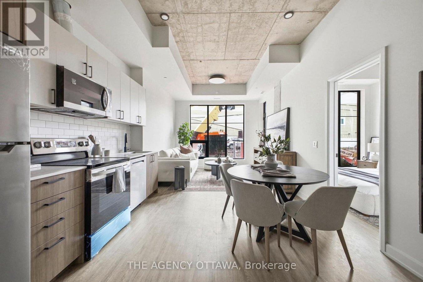 102 - 56 BAYSWATER AVENUE - Photo 2