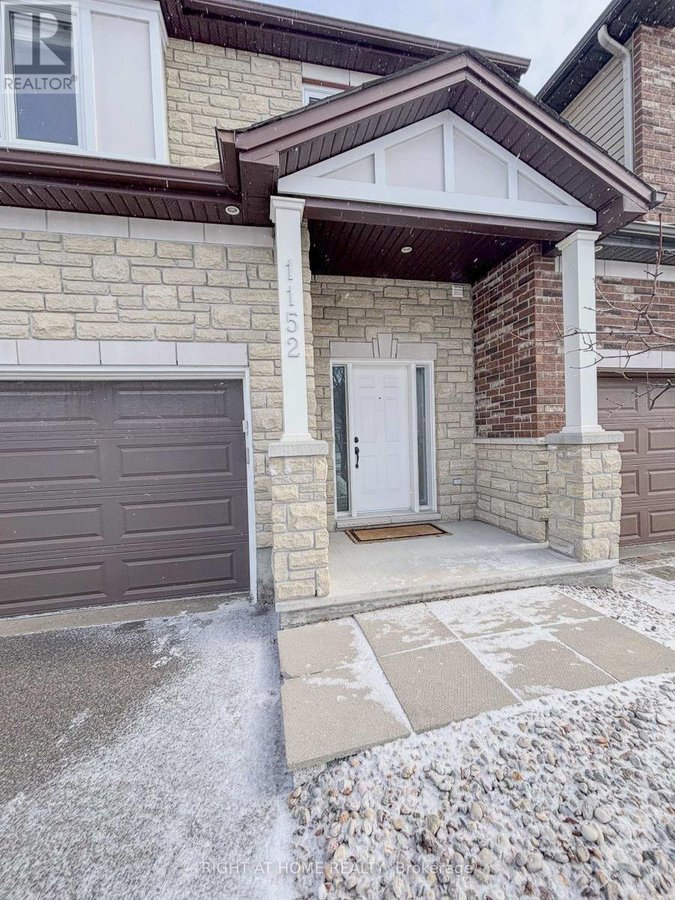 1152 NORTHGRAVES CRESCENT - Photo 3