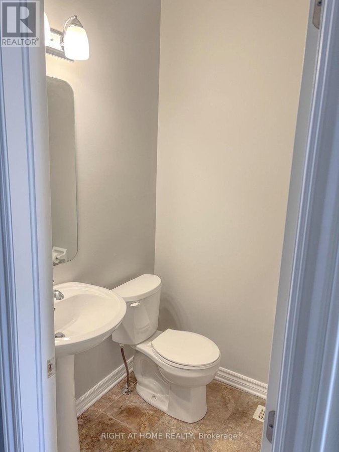 1152 NORTHGRAVES CRESCENT - Photo 6