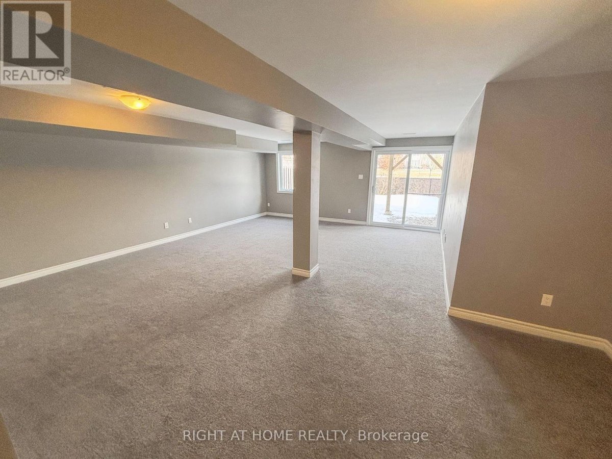 1152 NORTHGRAVES CRESCENT - Photo 21