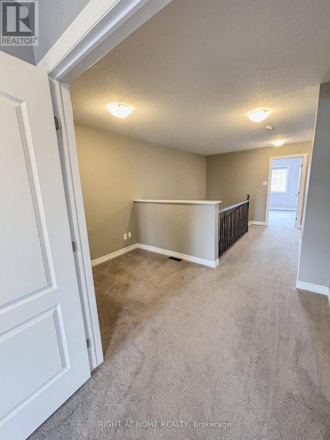 1152 NORTHGRAVES CRESCENT - Photo 28