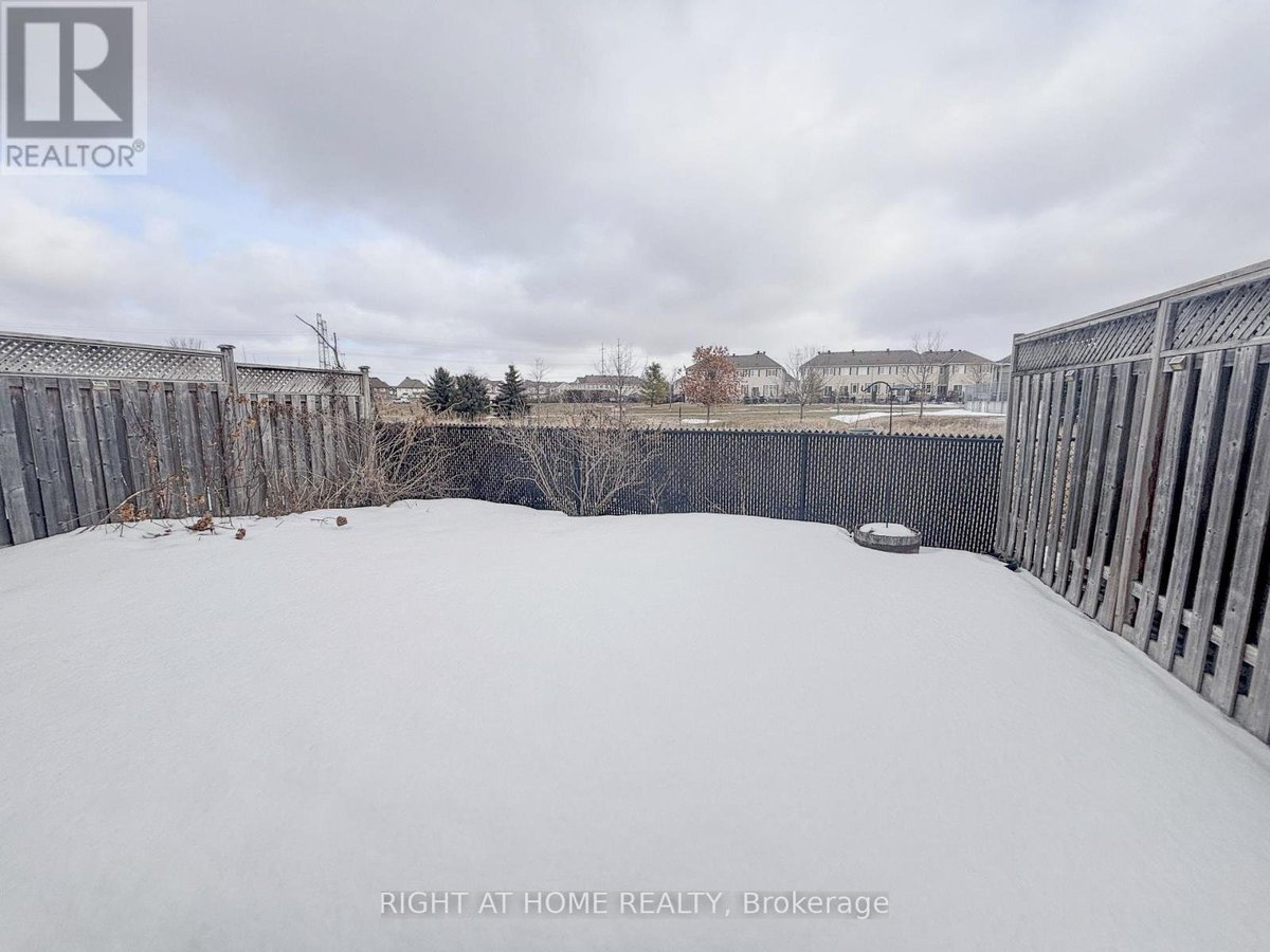 1152 NORTHGRAVES CRESCENT - Photo 34