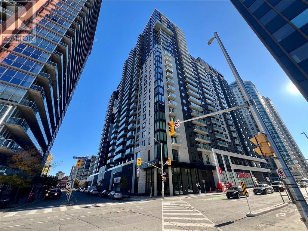 180 George Street Unit# PH206 - Photo 1