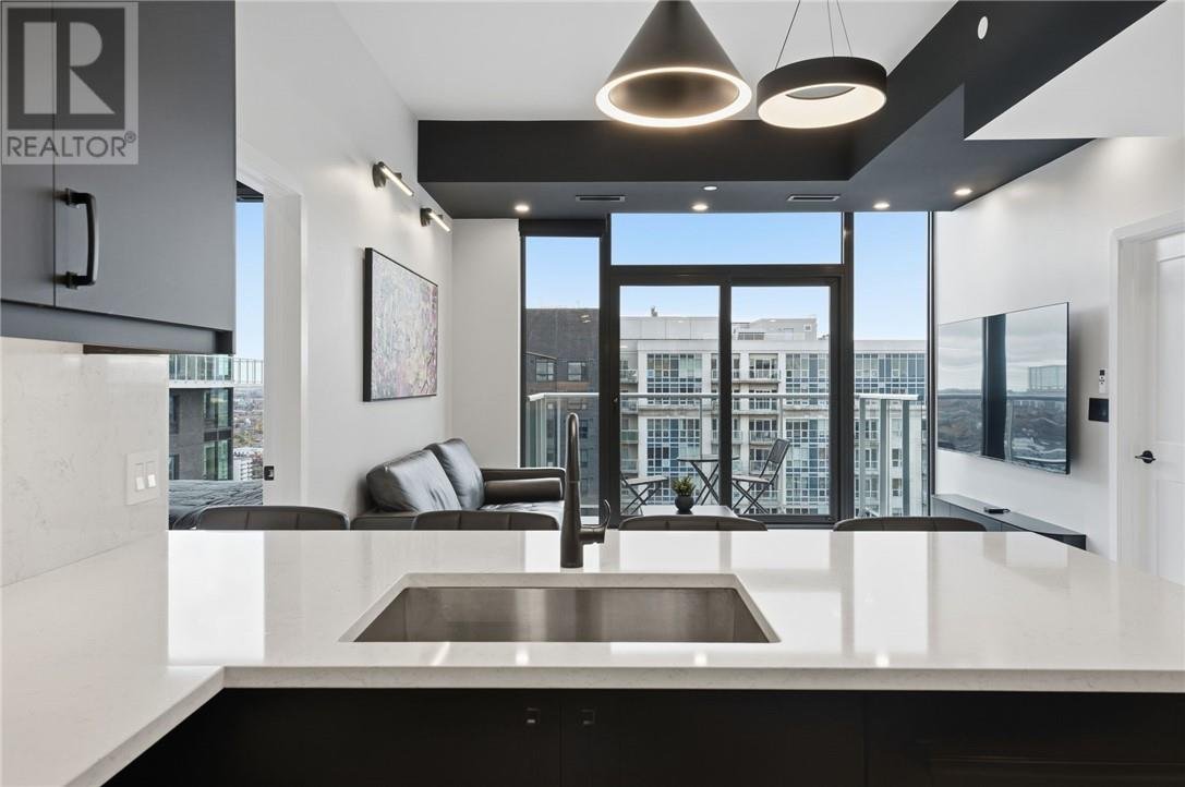 180 George Street Unit# PH206 - Photo 15