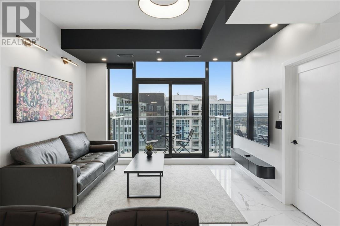 180 George Street Unit# PH206 - Photo 16