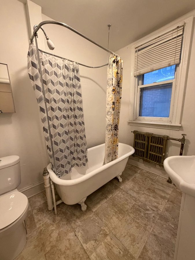 182 Lisgar Street - Photo 2