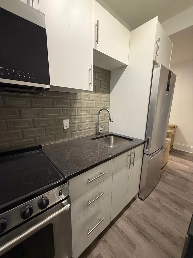 360 Friel Street - Photo 2