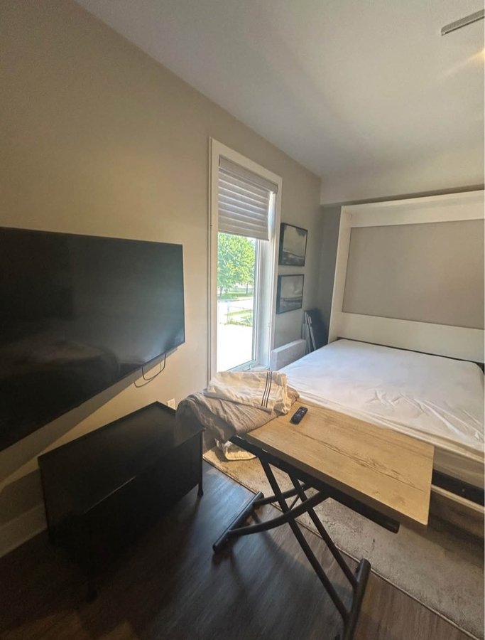 196 Beechwood Avenue - Photo 1