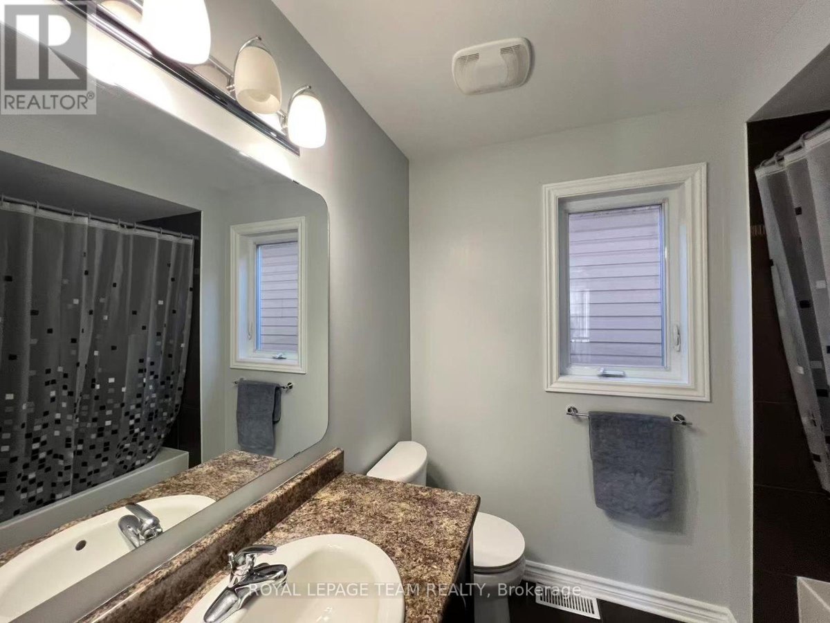 1097 NORTHGRAVES CRESCENT - Photo 21