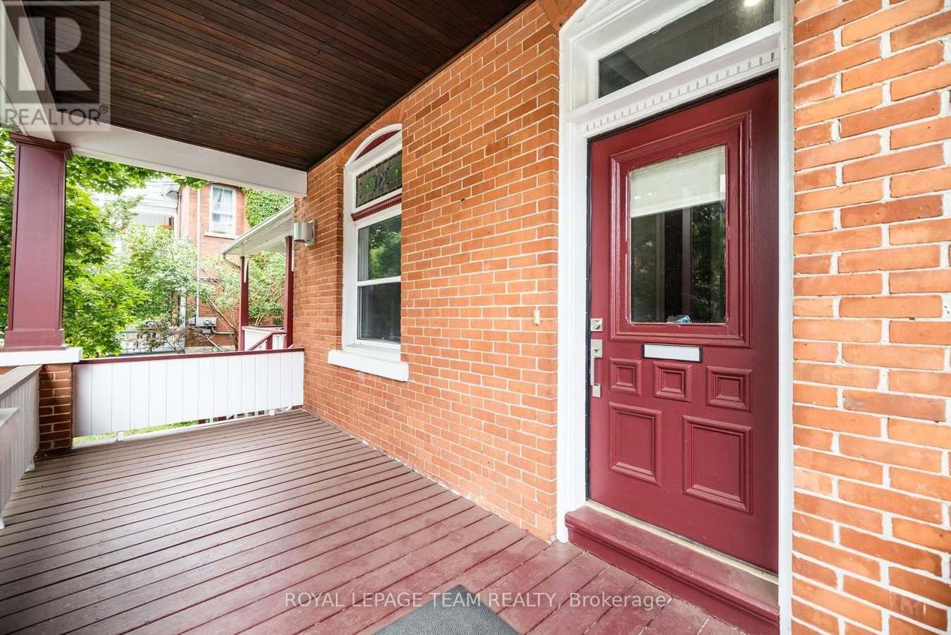 90 FOURTH AVENUE - Photo 2