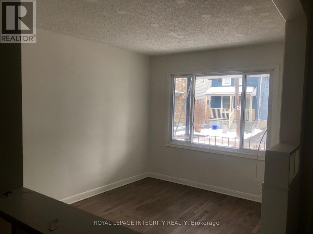 129 PAMILLA STREET - Photo 4