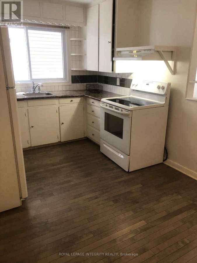 129 PAMILLA STREET - Photo 7