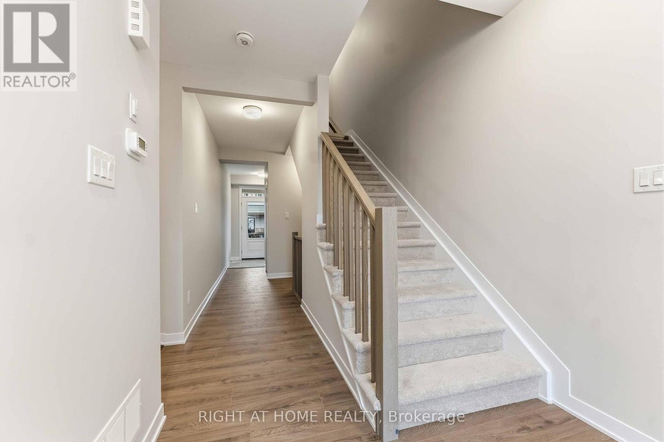 290 LES EMMERSON DRIVE - Photo 13