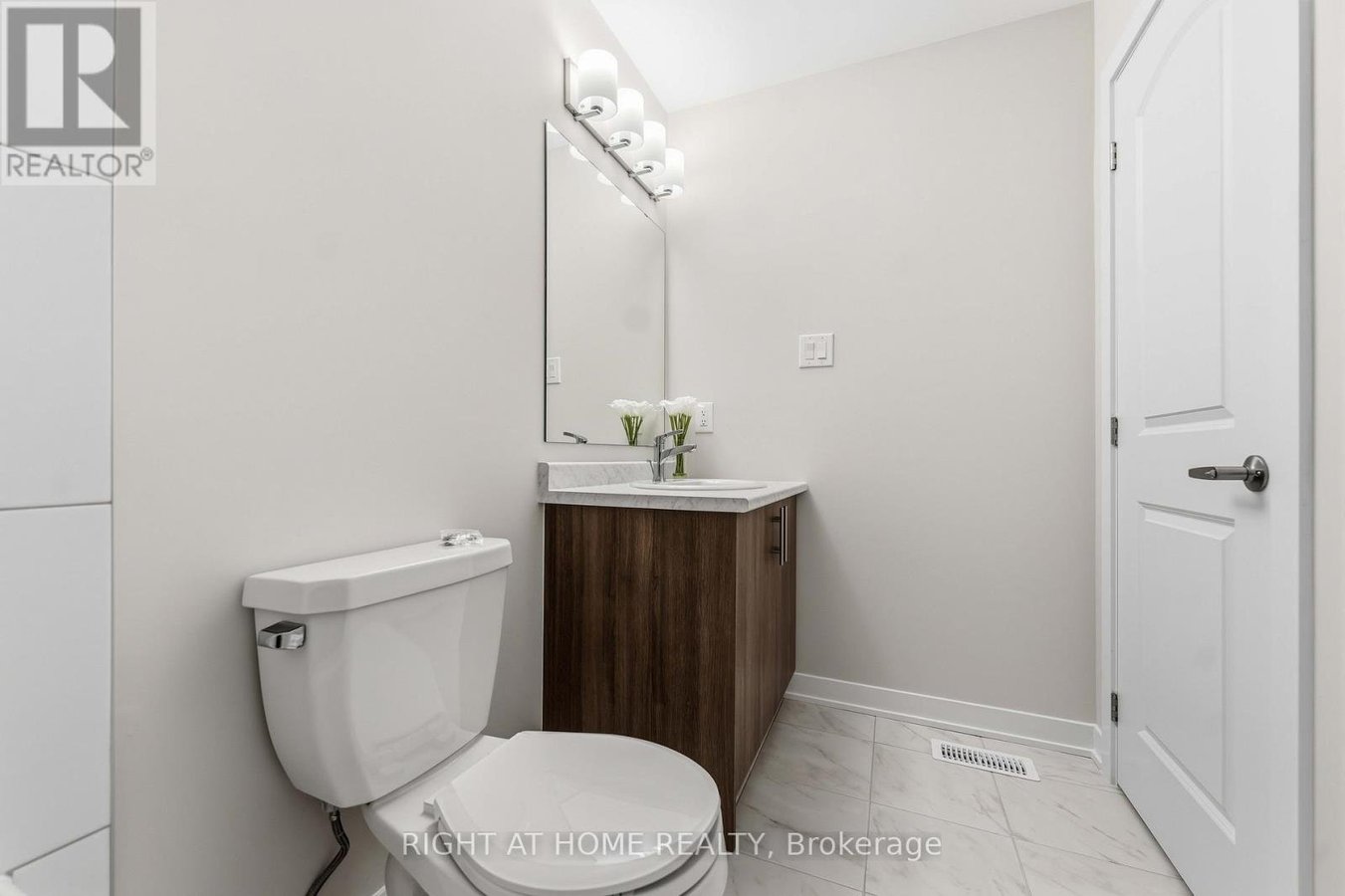 290 LES EMMERSON DRIVE - Photo 19