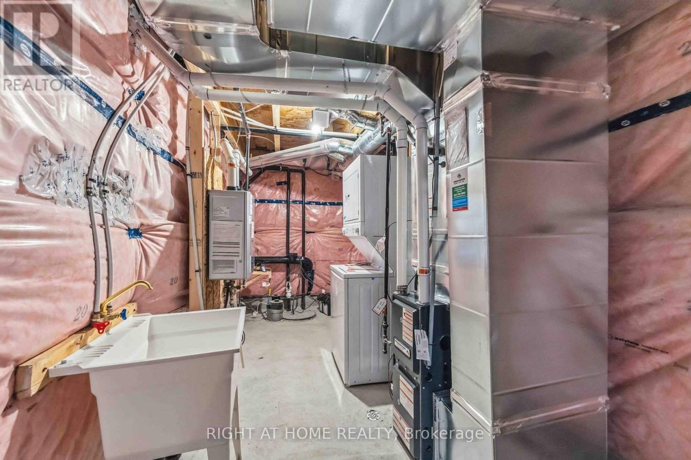 290 LES EMMERSON DRIVE - Photo 31