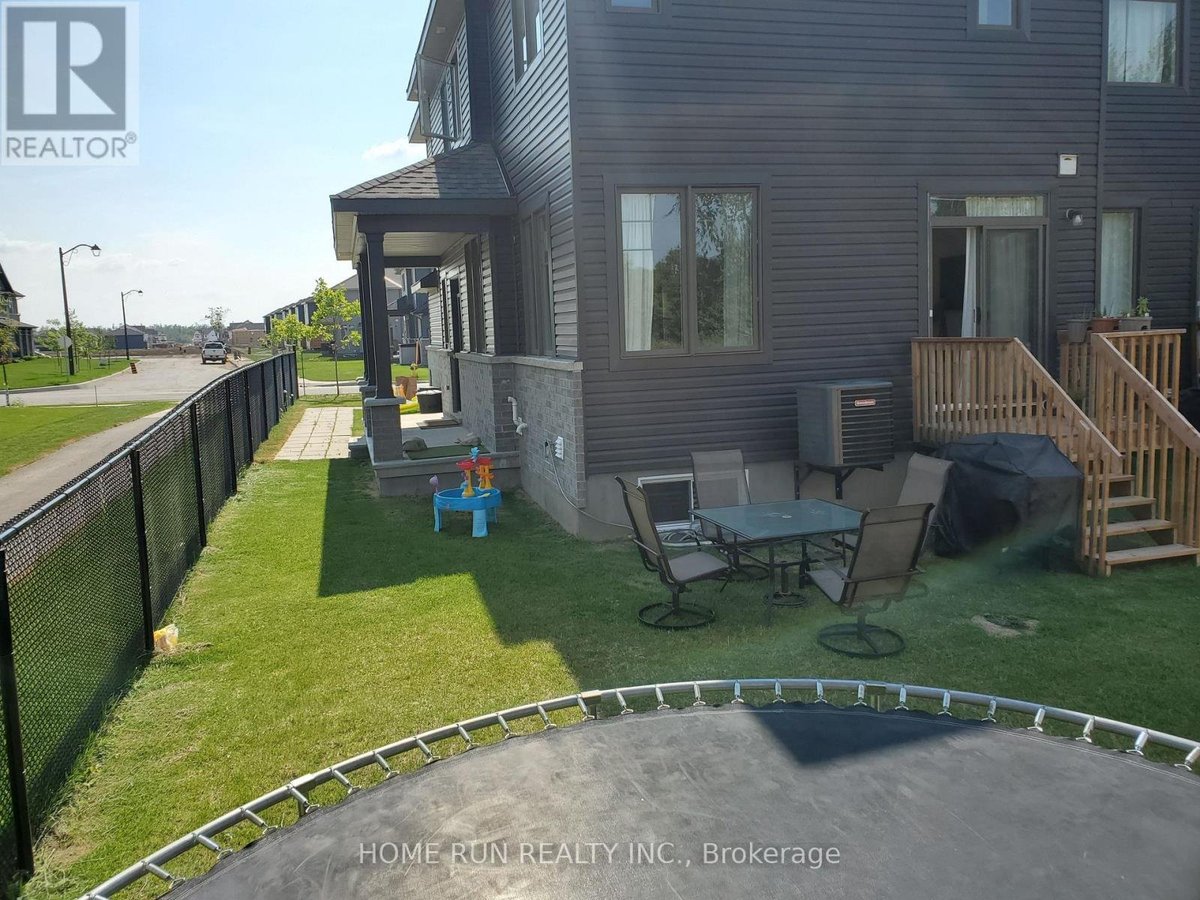 1018 CEDAR CREEK DRIVE - Photo 18