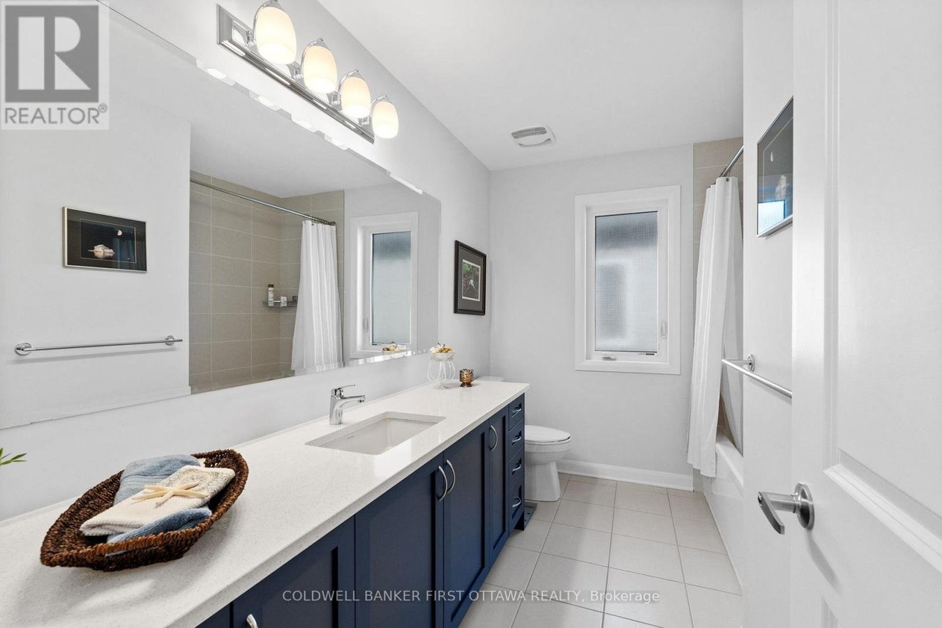 522 ANCHOR CIRCLE - Photo 32