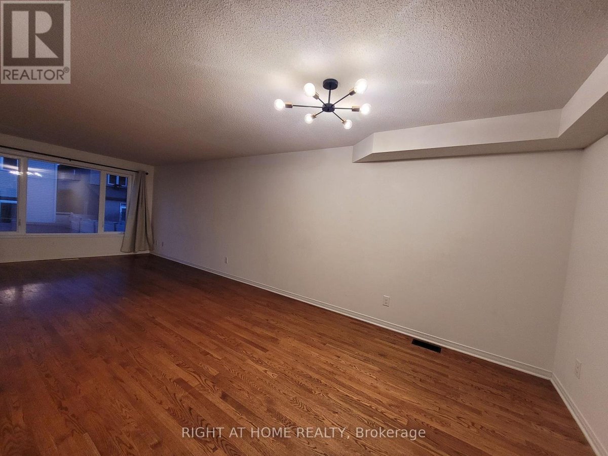 204 ROLLING MEADOW CRESCENT - Photo 5