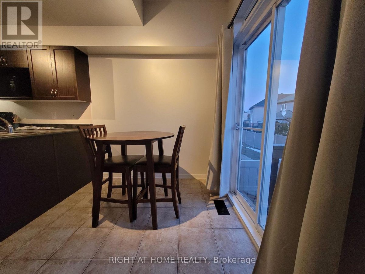204 ROLLING MEADOW CRESCENT - Photo 10