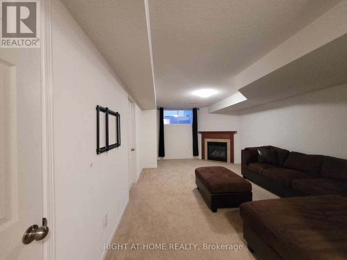 204 ROLLING MEADOW CRESCENT - Photo 19