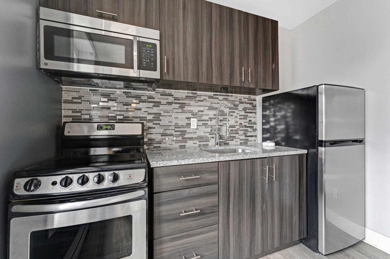 245 Laurier Avenue East - Photo 16