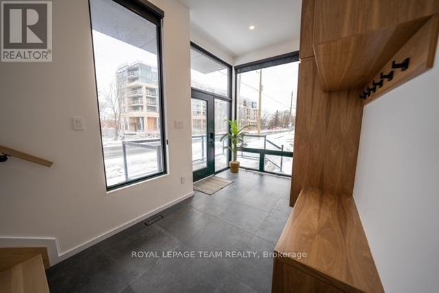 358 BYRON AVENUE - Photo 3