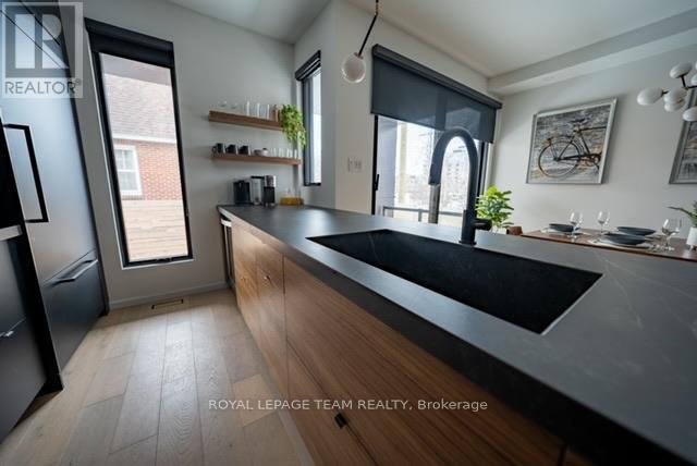 358 BYRON AVENUE - Photo 9