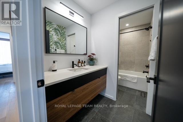 358 BYRON AVENUE - Photo 14
