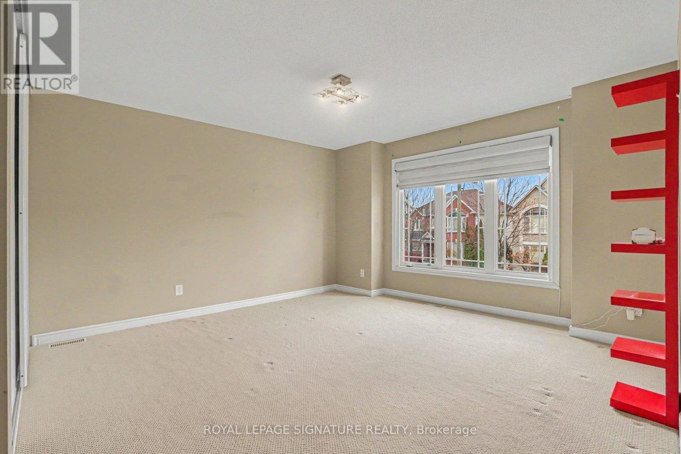 129 TAPESTRY DRIVE - Photo 11