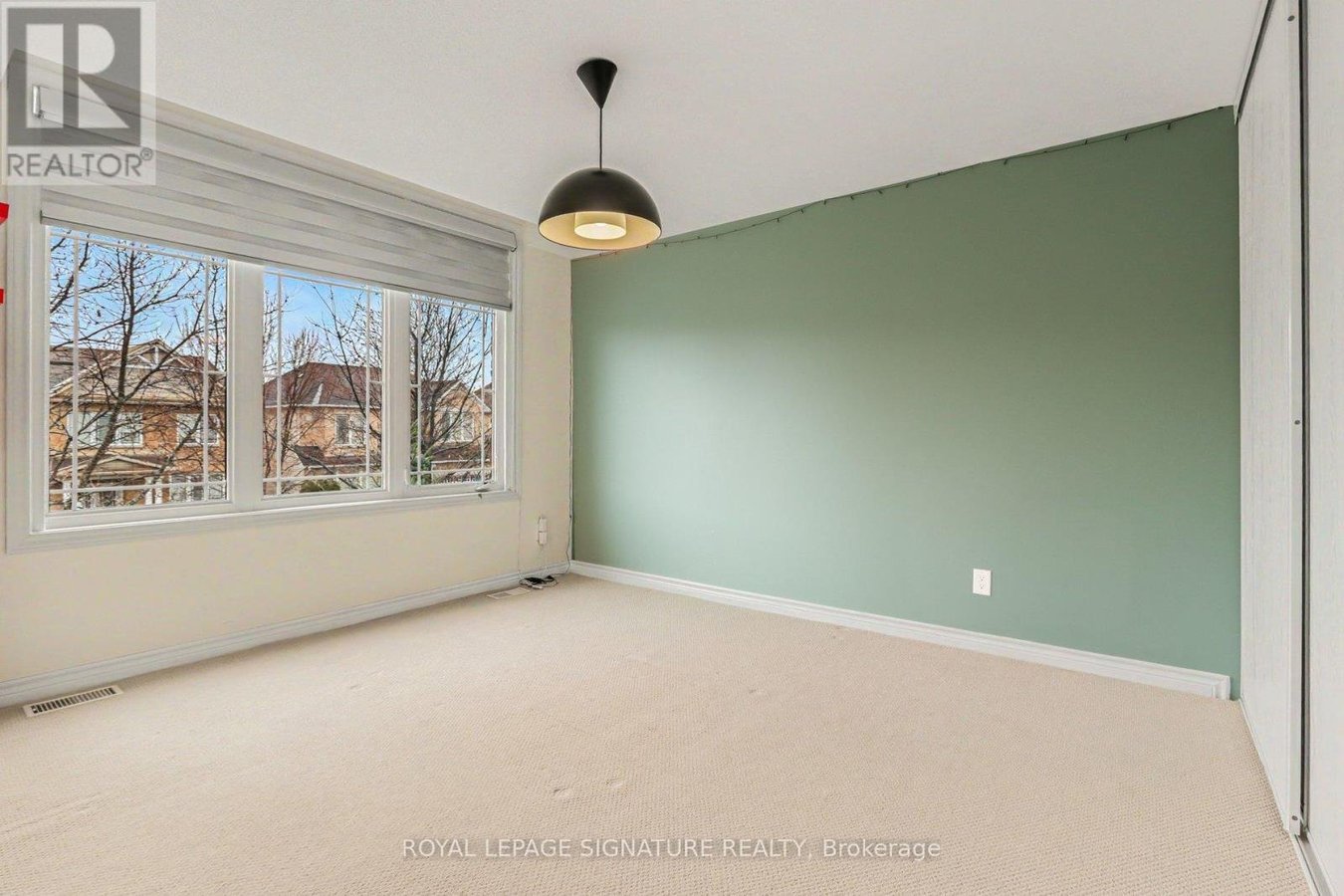129 TAPESTRY DRIVE - Photo 18