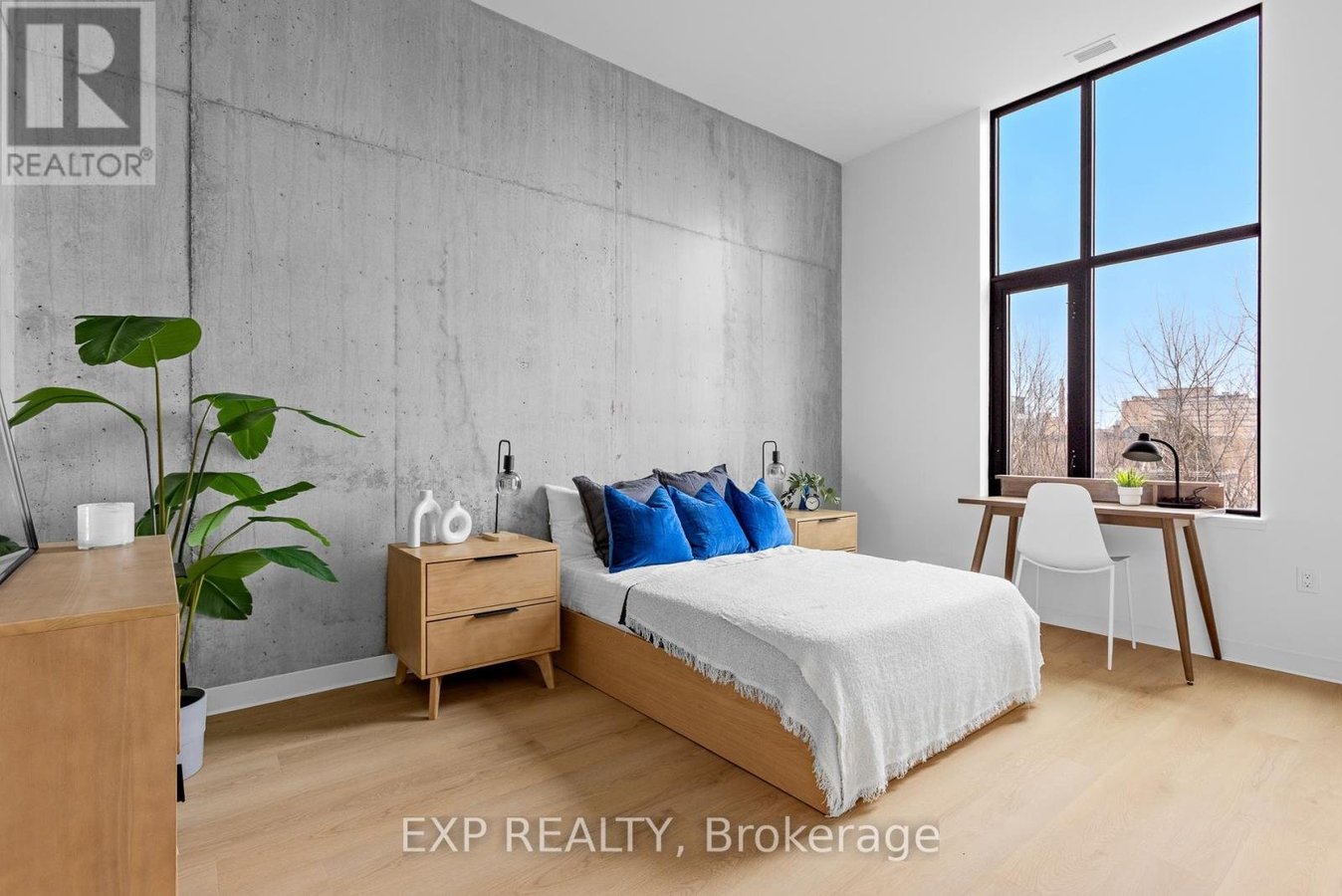 101 CHAMPAGNE AVENUE S - Photo 4