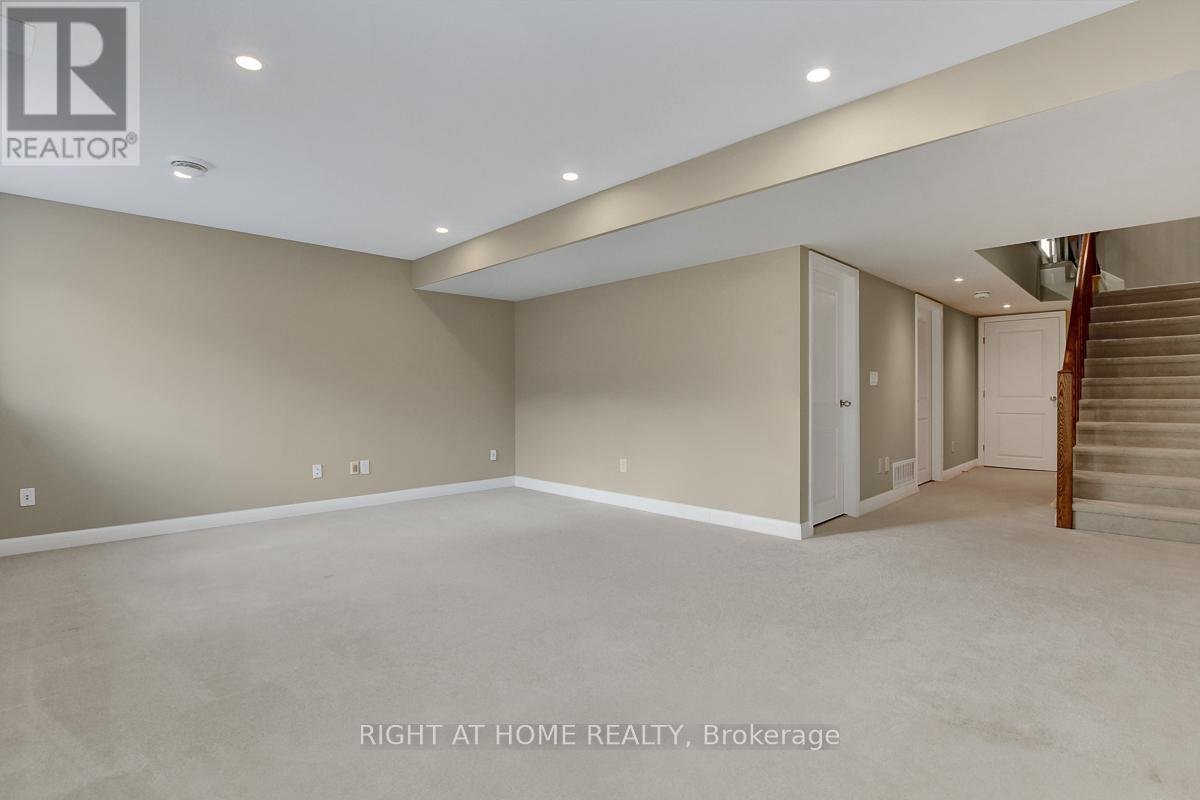 52 ARKOSE STREET - Photo 34